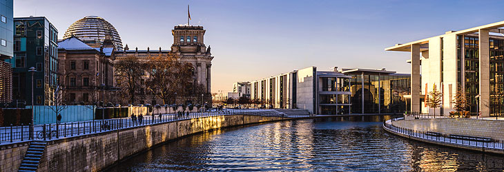Blick auf das Regierungsviertel in Berlin Regierungsviertel Berlin